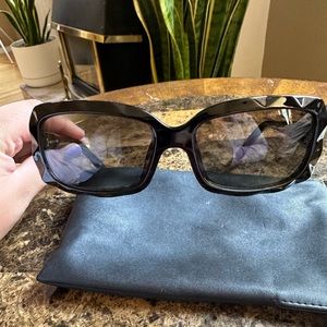 Prada FS5142 56016 001 135 Sunglasses
